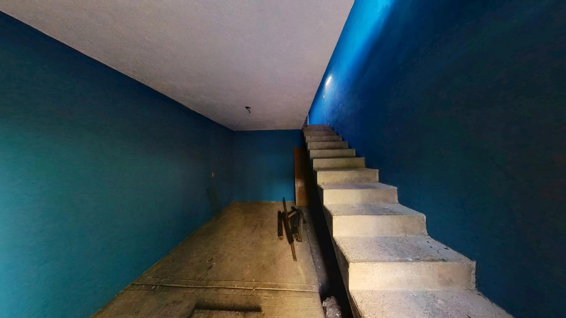 Casa amplia y bién iluminada con cochera — foto 3