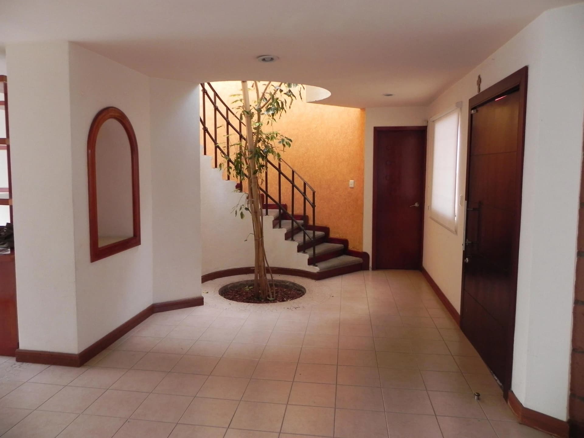Residencia en Venta, Bosques de Morillotla. 3 Recámaras + Suite de Servicio — foto 2