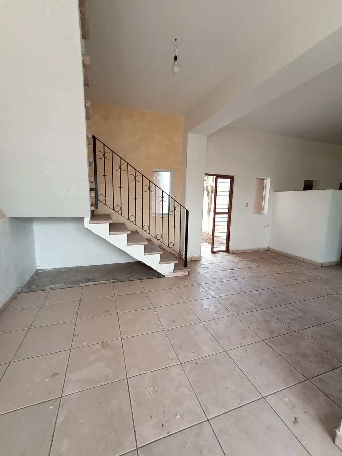 Casa venta en Col. Magisterial, Colima — foto 2