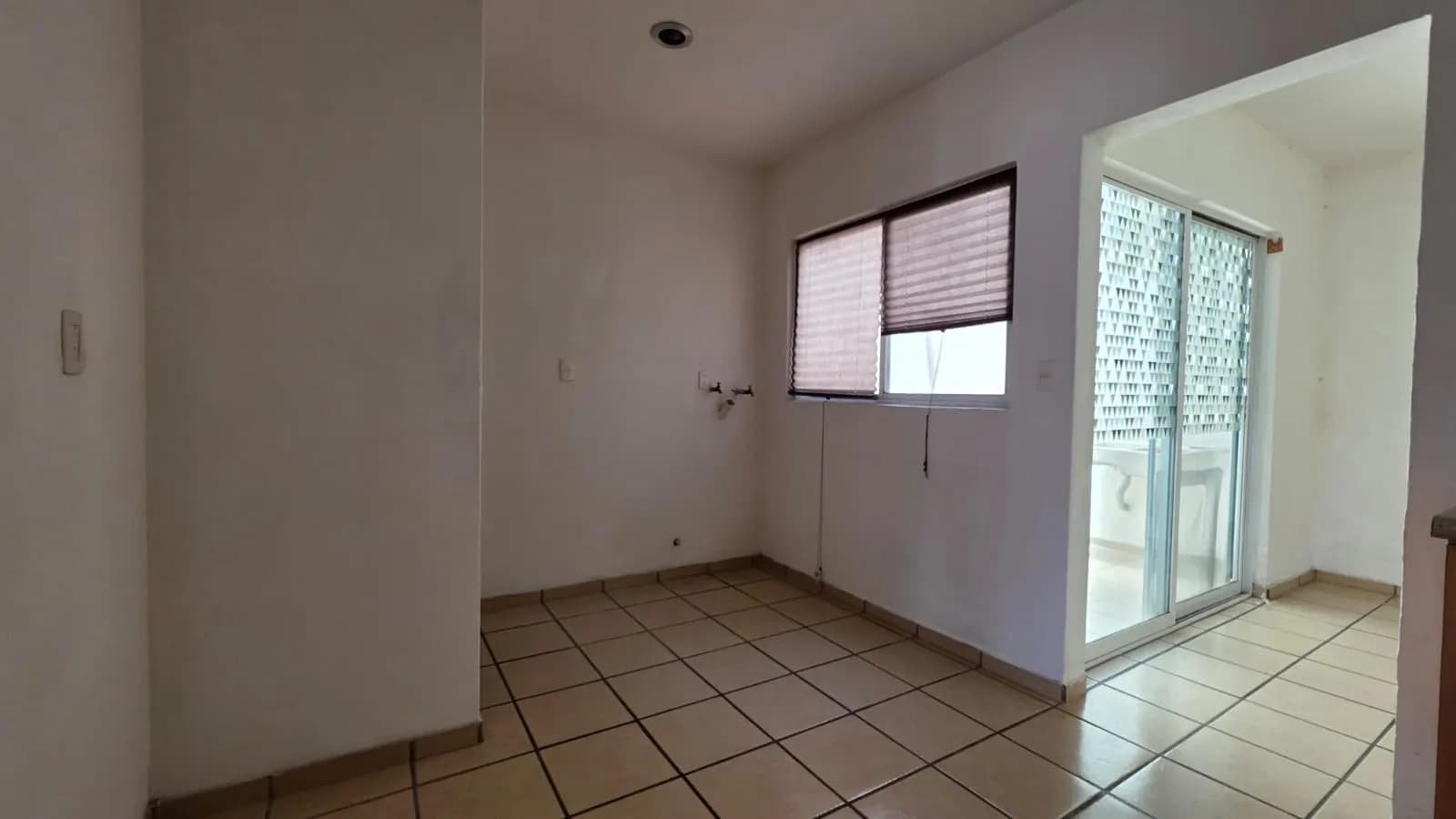 PARQUES DEL BOSQUE CASA EN RENTA — foto 6