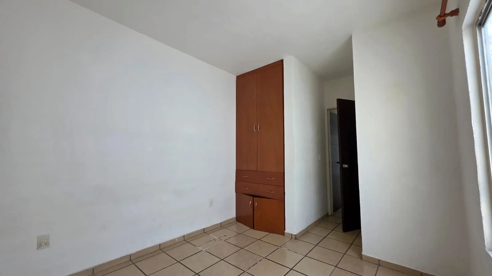 PARQUES DEL BOSQUE CASA EN RENTA — foto 12