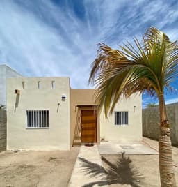 CASA EN VENTA EN LA PAZ BCS, COL. LA FUENTE