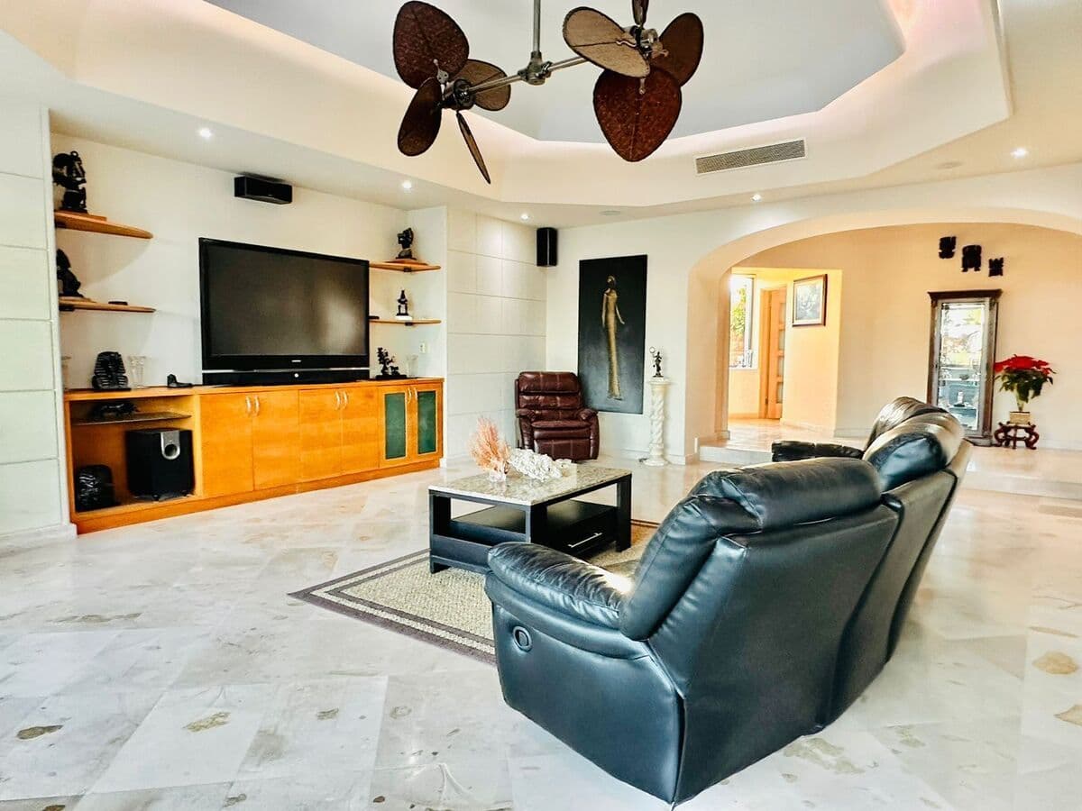 CASA EN VENTA EN LA PAZ, CENTENARIO, BCS, — foto 1