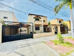 CASA EN VENTA EN LA PAZ, LA POSADA