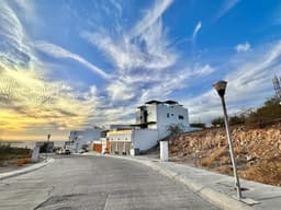 TERRENO EN VENTA EN LA PAZ, LOMAS DE PALMIRA