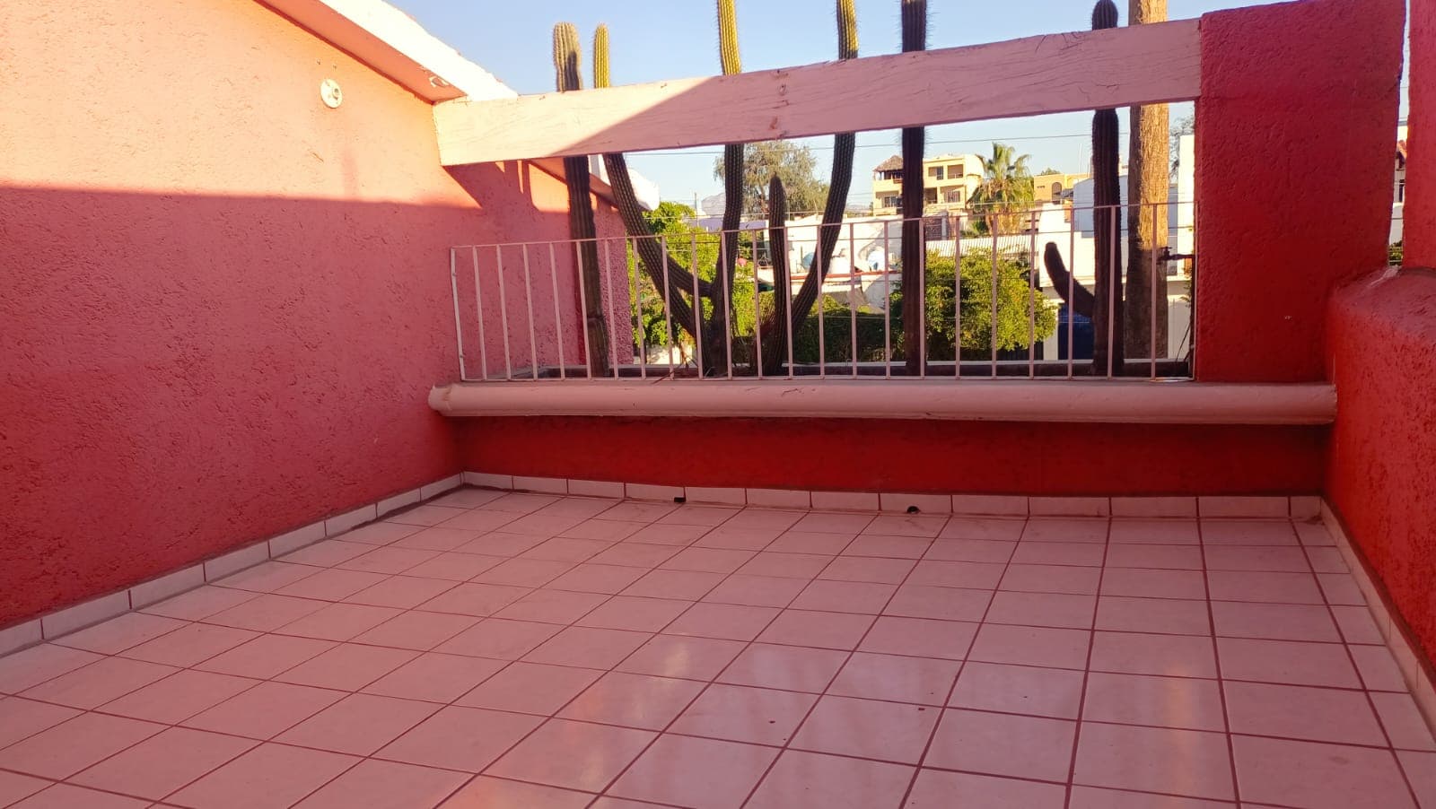 CASA MADERO — foto 15
