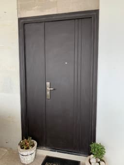 Casa semi amueblada de dos pisos con