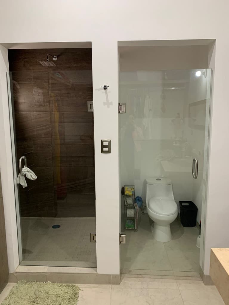 Casa semi amueblada de dos pisos con — foto 15