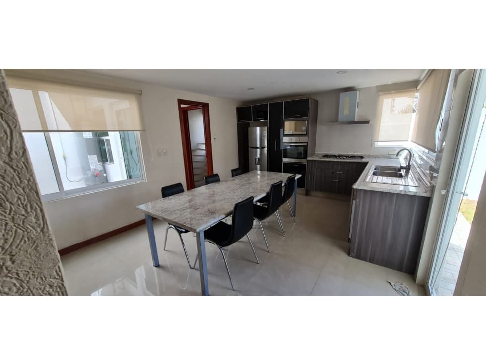CASA EN RENTA EN LOMAS DE ANGELÓPOLIS 333 SIN MUEBLES — foto 4