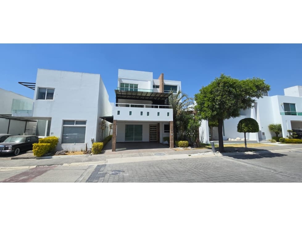 PRECIOSA CASA EN VENTA 5 RECAMARAS PUEBLA BLANCA — foto 1