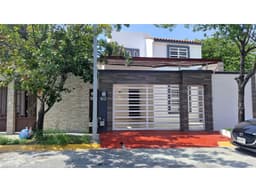 CASA EN VENTA EN LAS LOMAS, SECTOR BOSQUES. GARCÍA, NL. DOMINIO CUM.