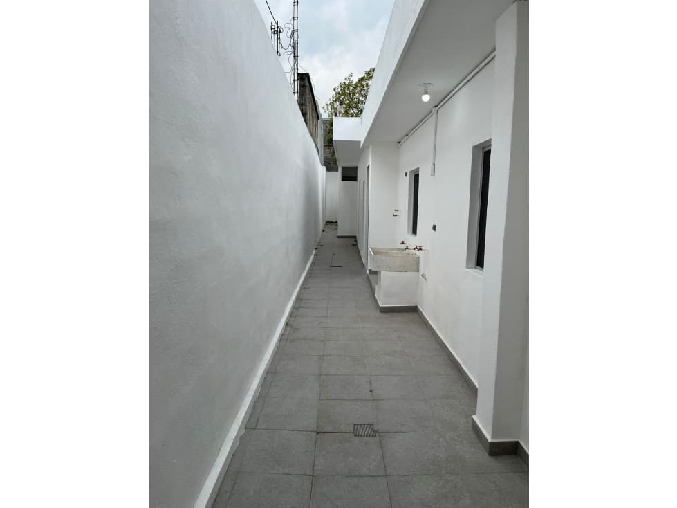 CASA EN VENTA EN LA COL. LARRALDE (QUINCE DE MAYO),MTY CENTRO — foto 2