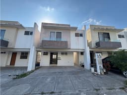 CASA EN RENTA EN PRIVADA VALLE LA RIOJA, SECTOR CASTILLA, APODACA