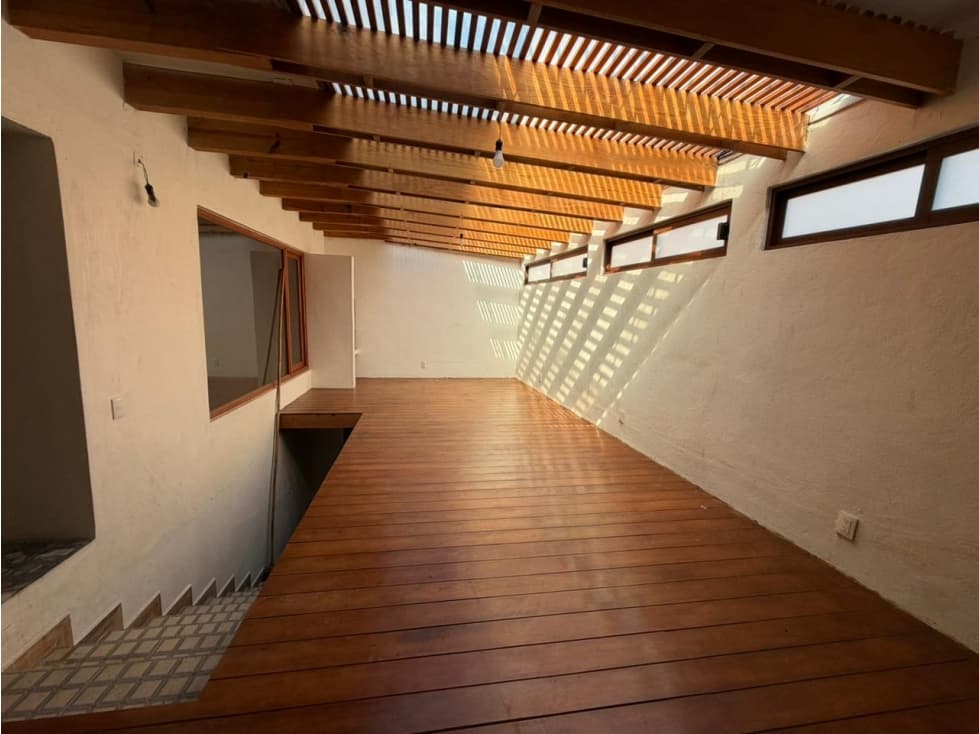 CASA EN RENTA VALLE DE BRAVO — foto 3