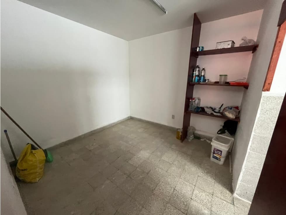 EXCELENTE PISO DE OFICINAS EN RENTA SOBRE INSURGENTES — foto 3