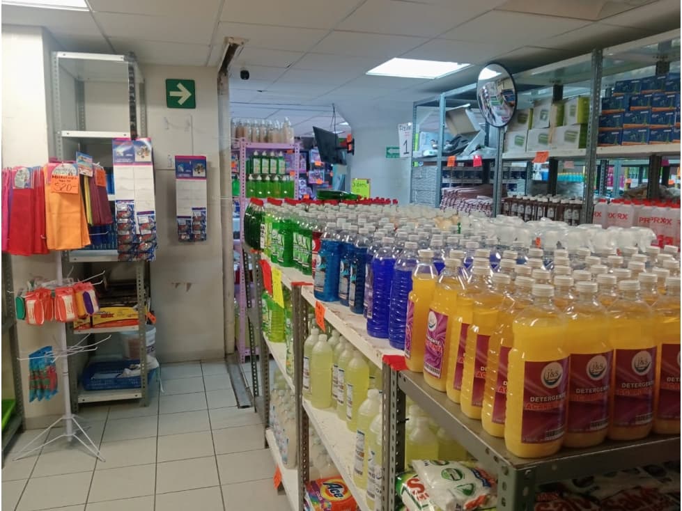 RENTA EXCELENTE LOCAL CERCA DE LA ALAMEDA CENTRAL — foto 3