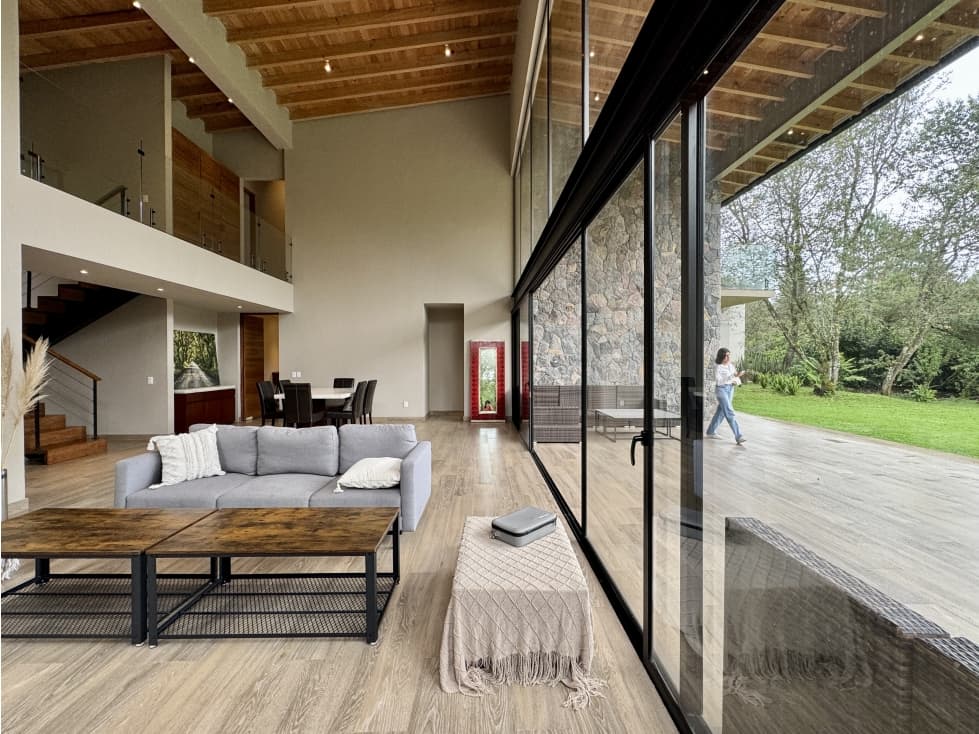 CASA EN VENTA | VALLE SANTANA | VALLE DE BRAVO | JARDIN — foto 3