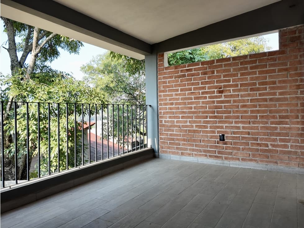 CASA EN RENTA | SIN MUEBLES | JARDÍN | VALLE DE BRAVO — foto 2