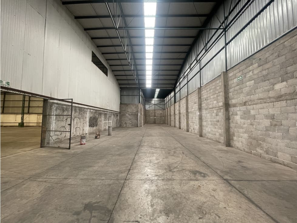 RENTA DE BODEGA COMERCIAL EN SAN JUAN DEL RIO QUERETARO — foto 3