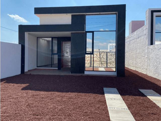 CASA EN TEQUISQUIAPAN, QUERETARO