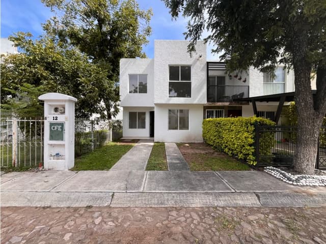 CASA EN VENTA EN SAN JUAN DEL RIO, QUERETARO