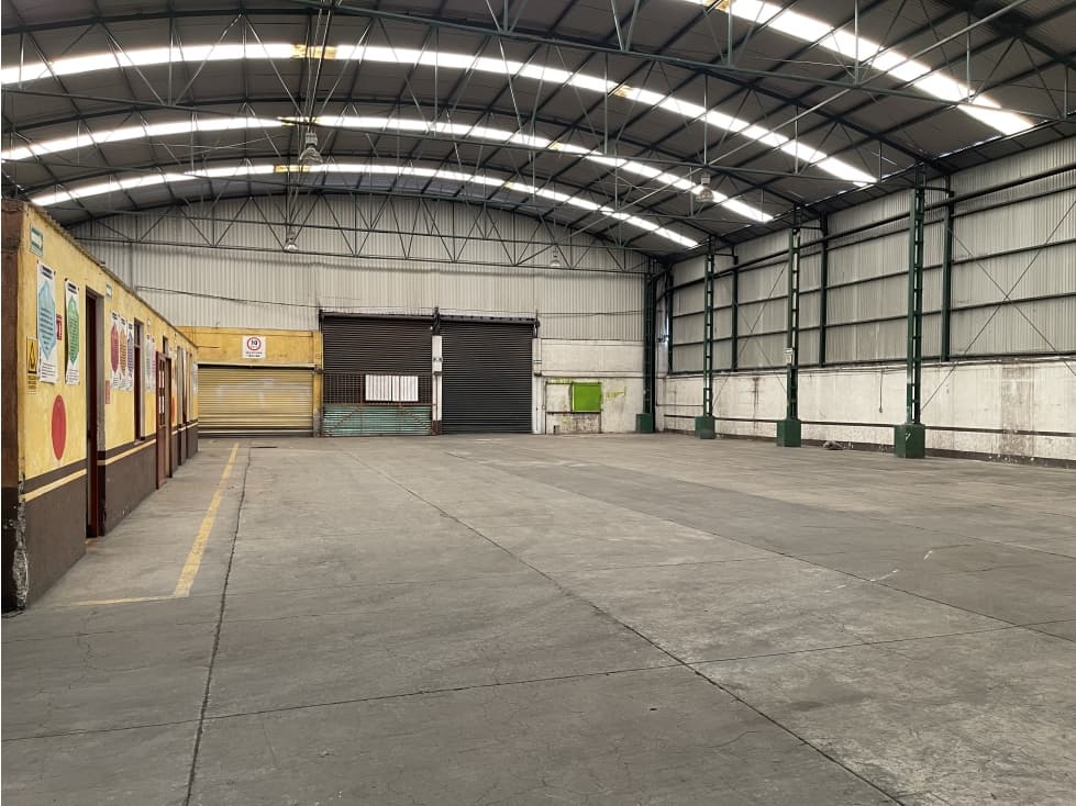 RENTA DE BODEGA COMERCIAL EN SAN JUAN DEL RIO QUERETARO — foto 2