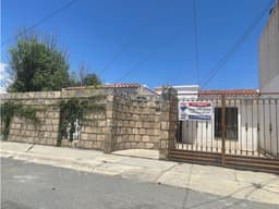 Casa en Renta en Jacarandas Jardín RCR395800