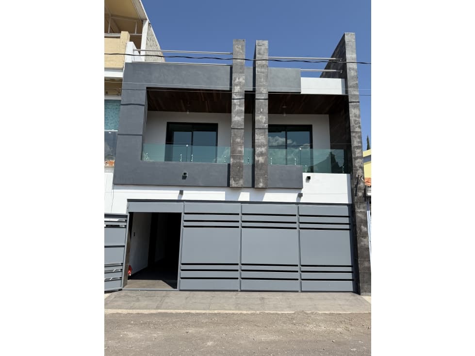 Casa en VENTA Manantiales Jacona Michoacán — foto 1