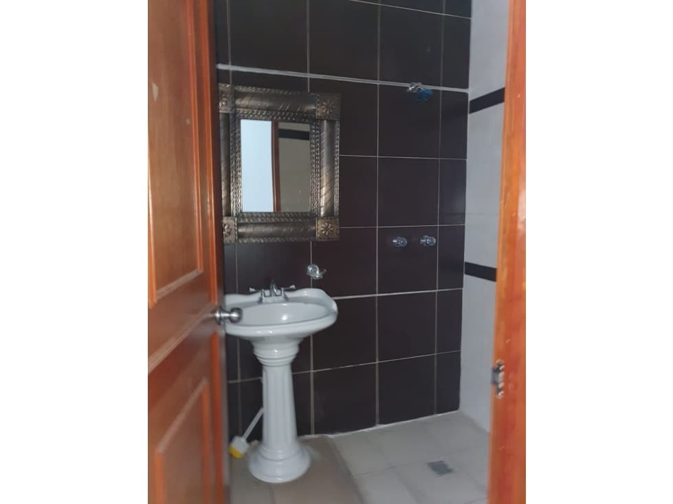 Casa con Local comercial en Venta Jacona Mich — foto 6