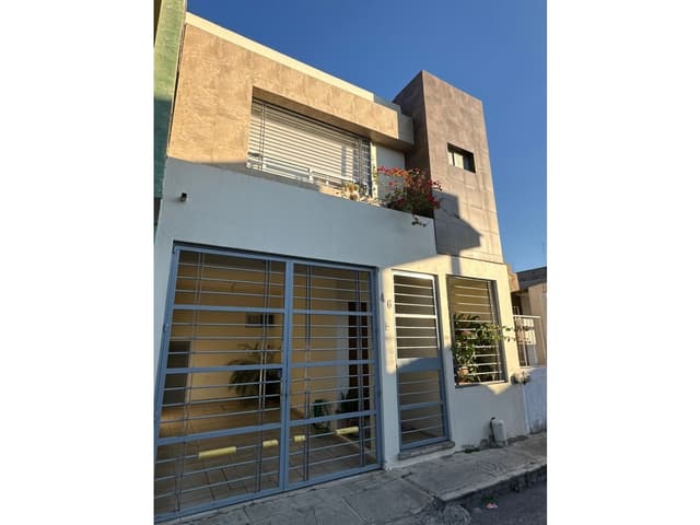Venta de Casa en Lomas de Chaparaco