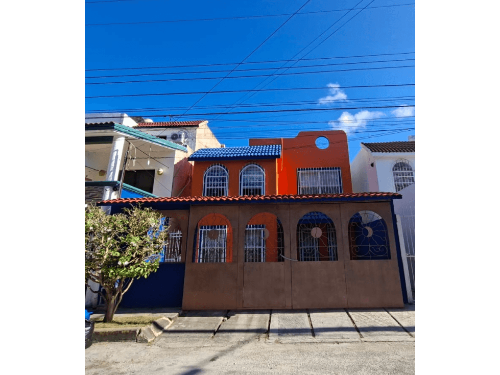 SM 50 CASA EN VENTA AV. KOHUNLICH SS NS — foto 1