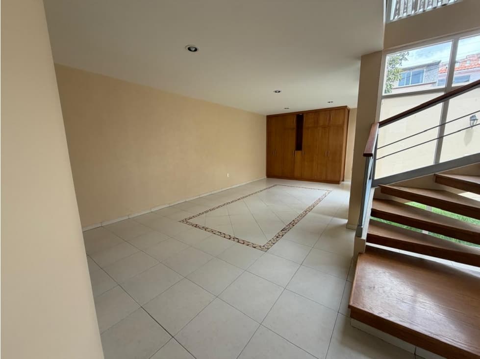 CASA EN RENTA EN TOLUCA — foto 2