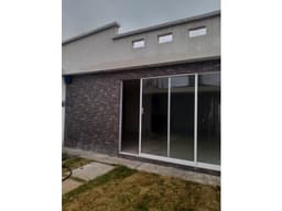 CASA EN VENTA DE UN SOLO NIVEL NUEVA EN ZINACANTEPEC