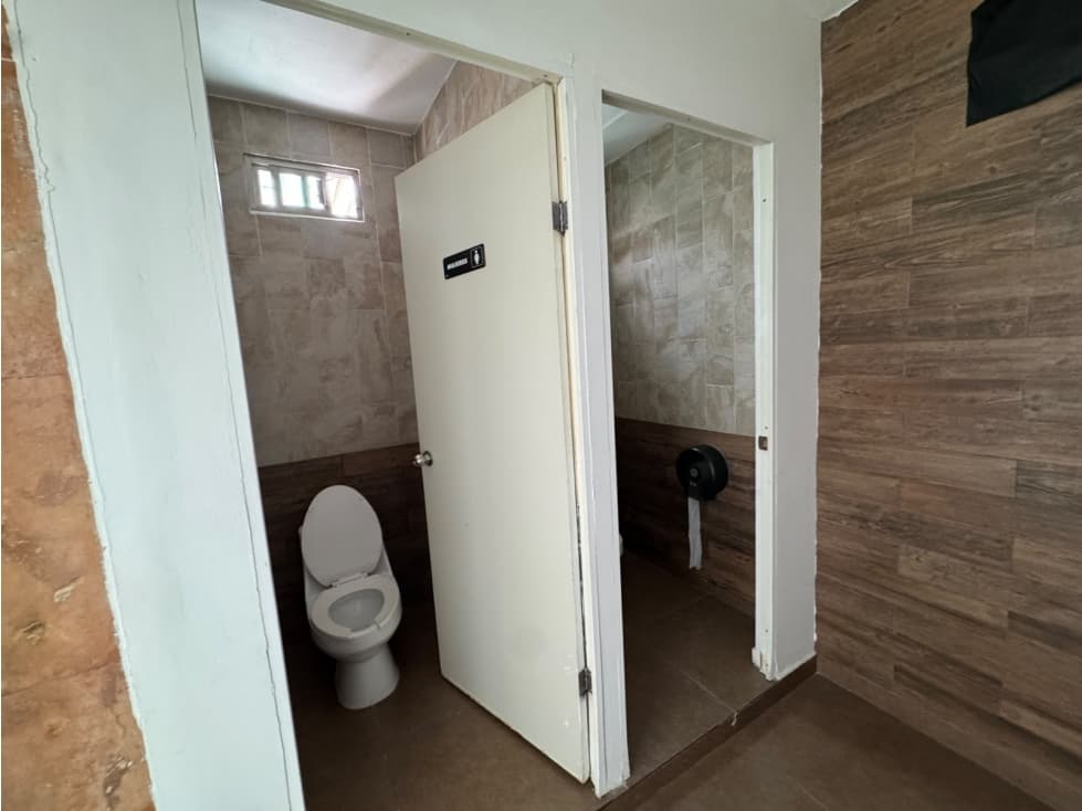 Oficina en renta de 172 m2 en Galerías Infinity, Cancún — foto 3