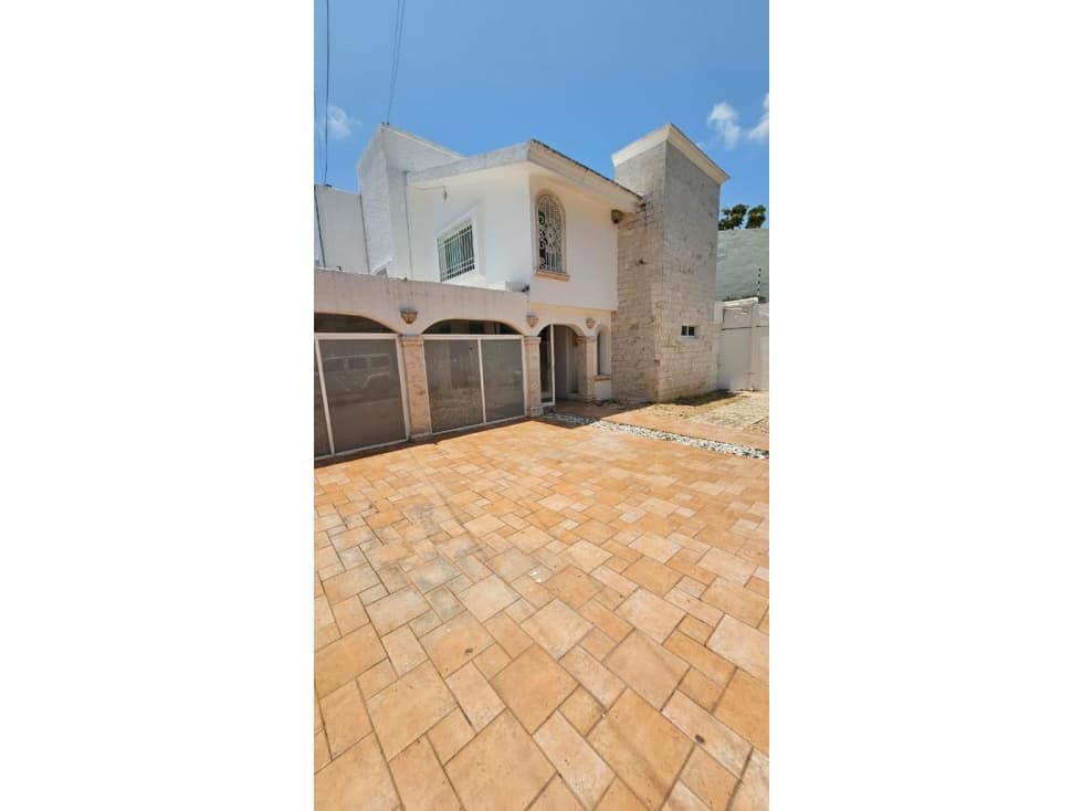 Casa en renta de 312 m2 cerca de Av. Bonampak, Cancún — foto 3