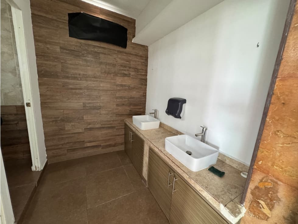 Oficina en renta de 172 m2 en Galerías Infinity, Cancún — foto 5