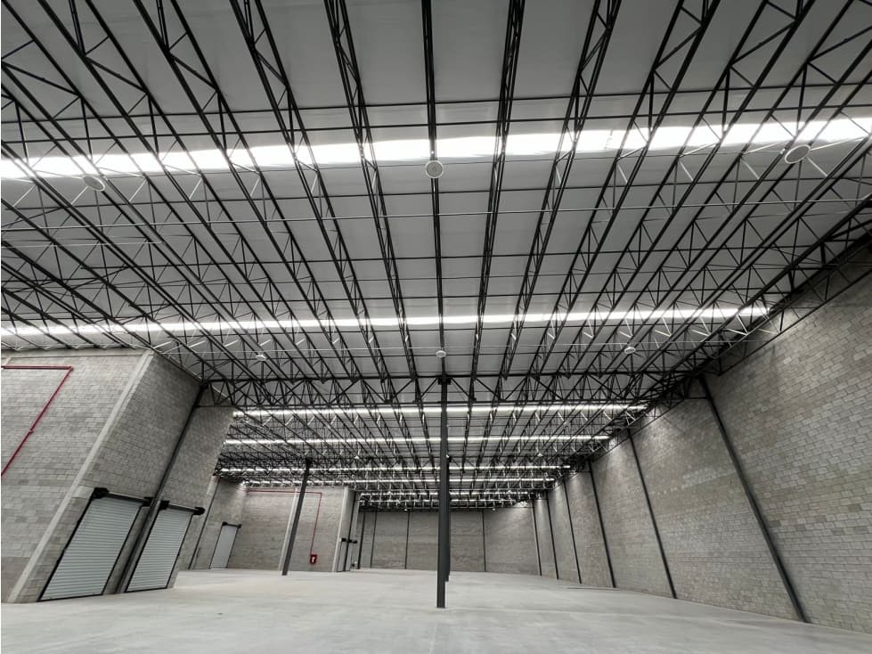 BODEGA EN RENTA DE 3000 M2 EN ZONA KM 20 CON ANDEN PROPIO — foto 6