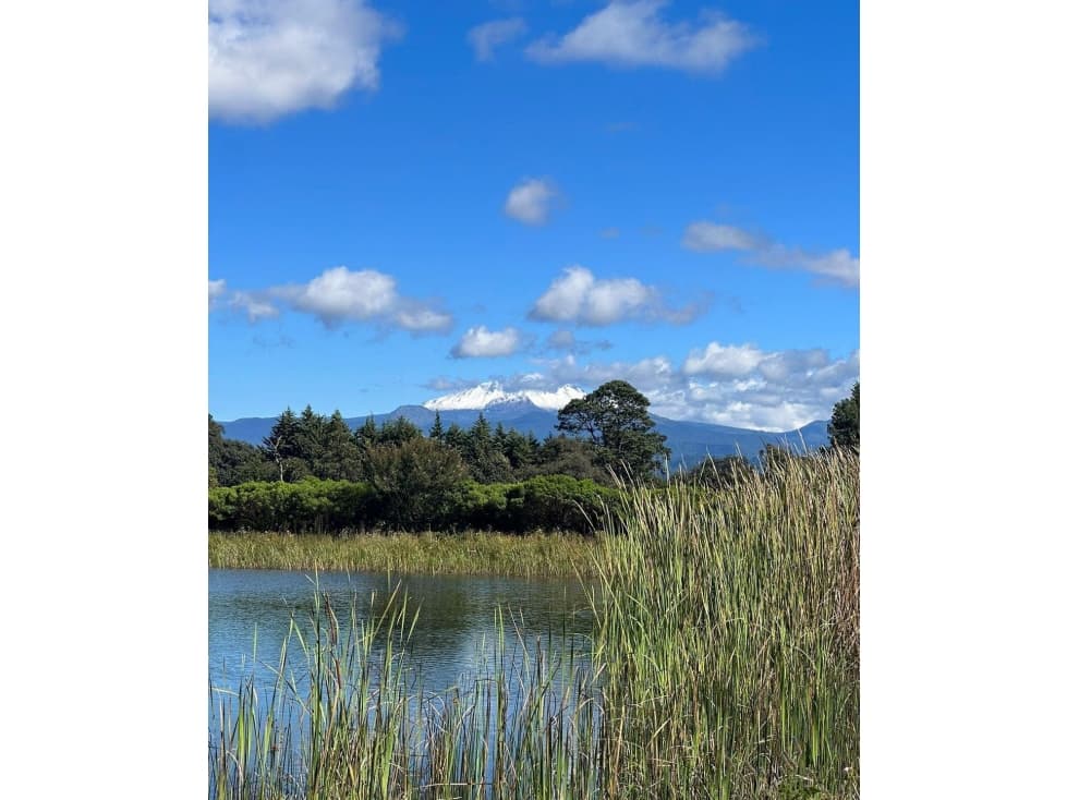 Terreno en venta dentro de fraccionamiento en Valle de Bravo — foto 2