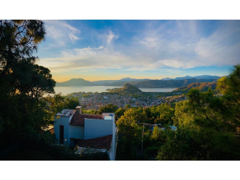 Casa en Venta/Renta con vista al lago en Valle de Bravo — foto 1