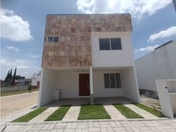 VENTA DE CASA FINSA Y VW