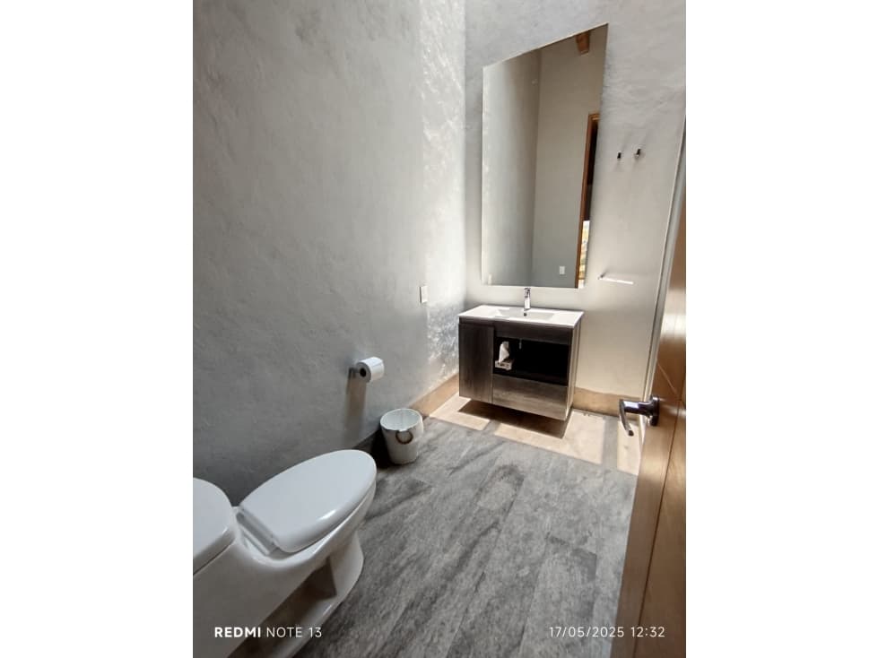 HERMOSA CASA EN RENTA EN AVANDARO — foto 5