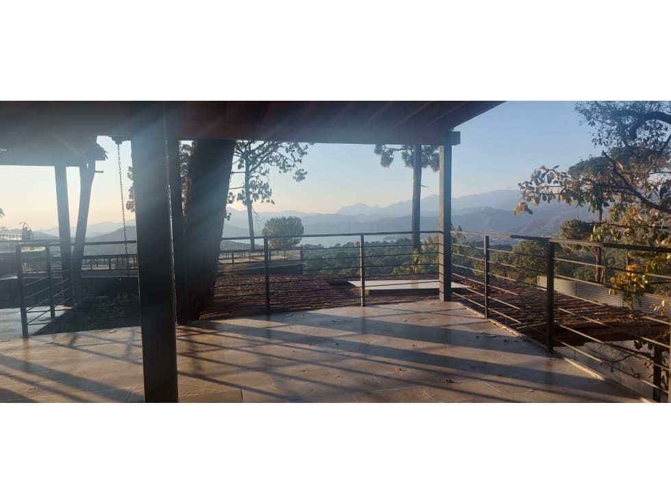 HERMOSA CASA EN RENTA AVANDARO — foto 5