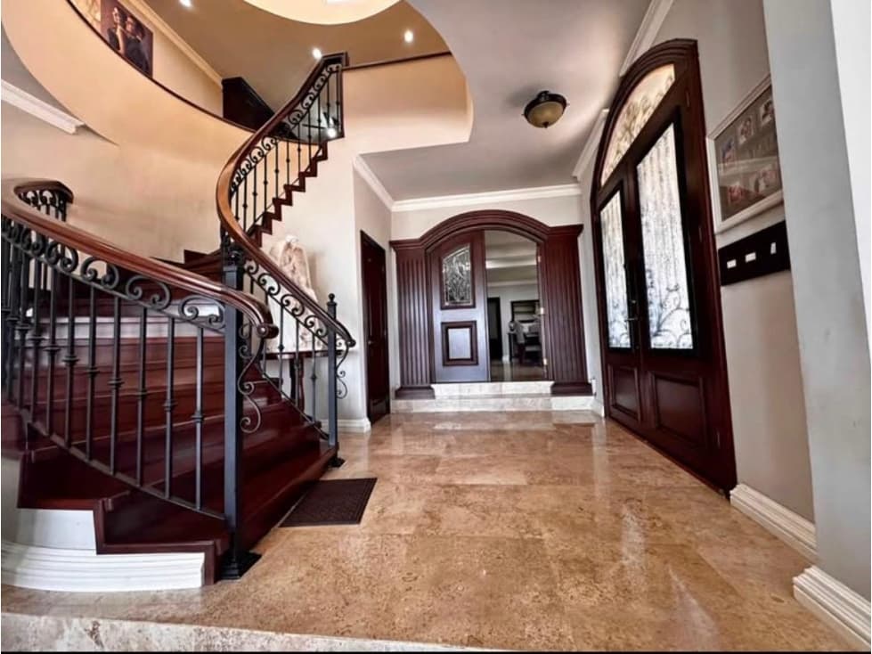 Casa en venta Lomas del Roble , San Nicolas de los Garza, N.L. — foto 1