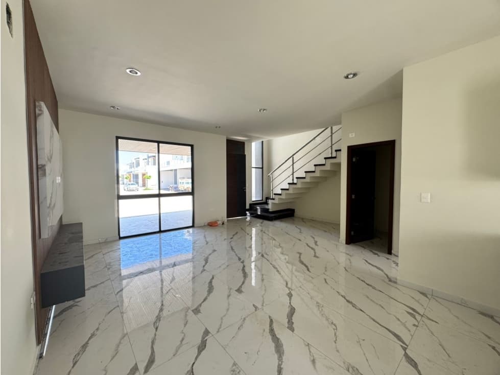 Casa en Venta en Fraccionamiento Versalles, Mazatlán. — foto 4