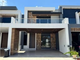 Casa en Venta en Fraccionamiento Versalles, Mazatlán.