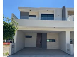 Casa en venta en Fraccionamiento Versalles, Mazatlán
