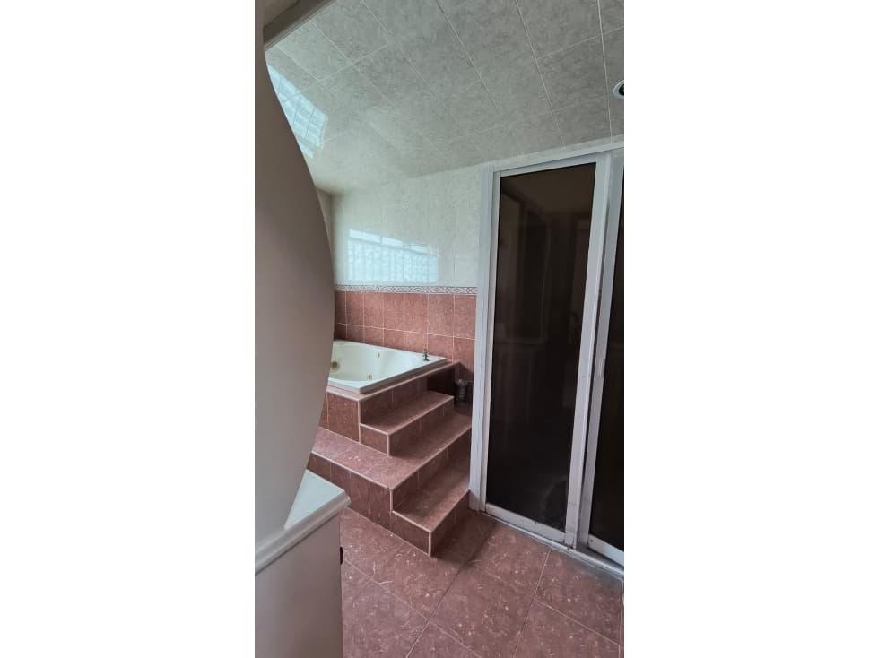 SE RENTA CASA DE LUJO AMUEBLADA — foto 5