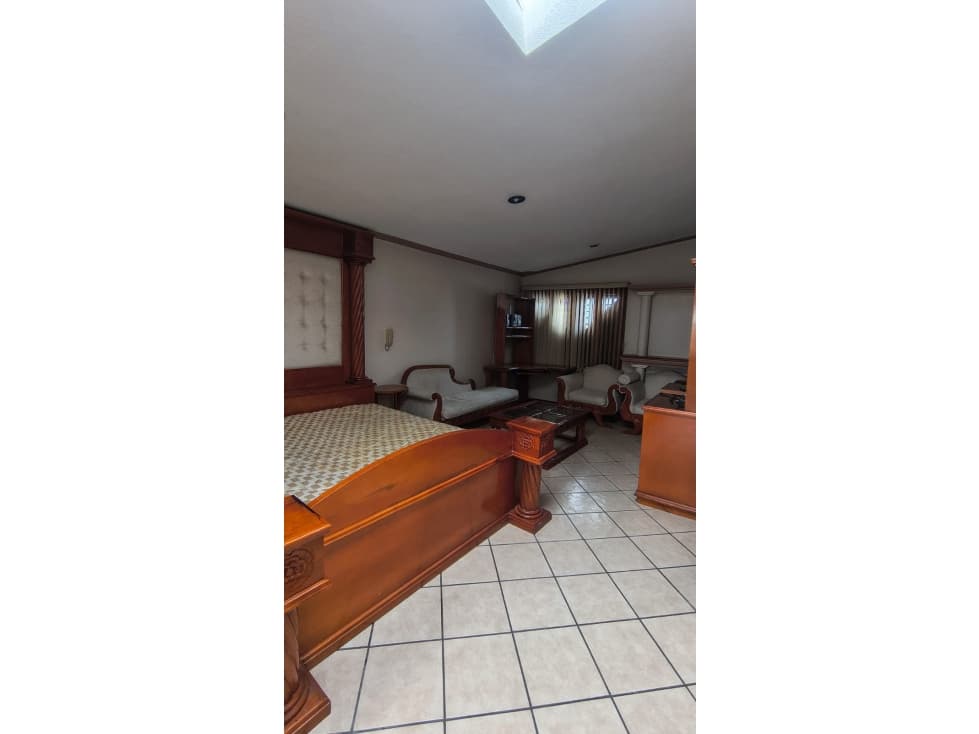 SE RENTA CASA DE LUJO AMUEBLADA — foto 3