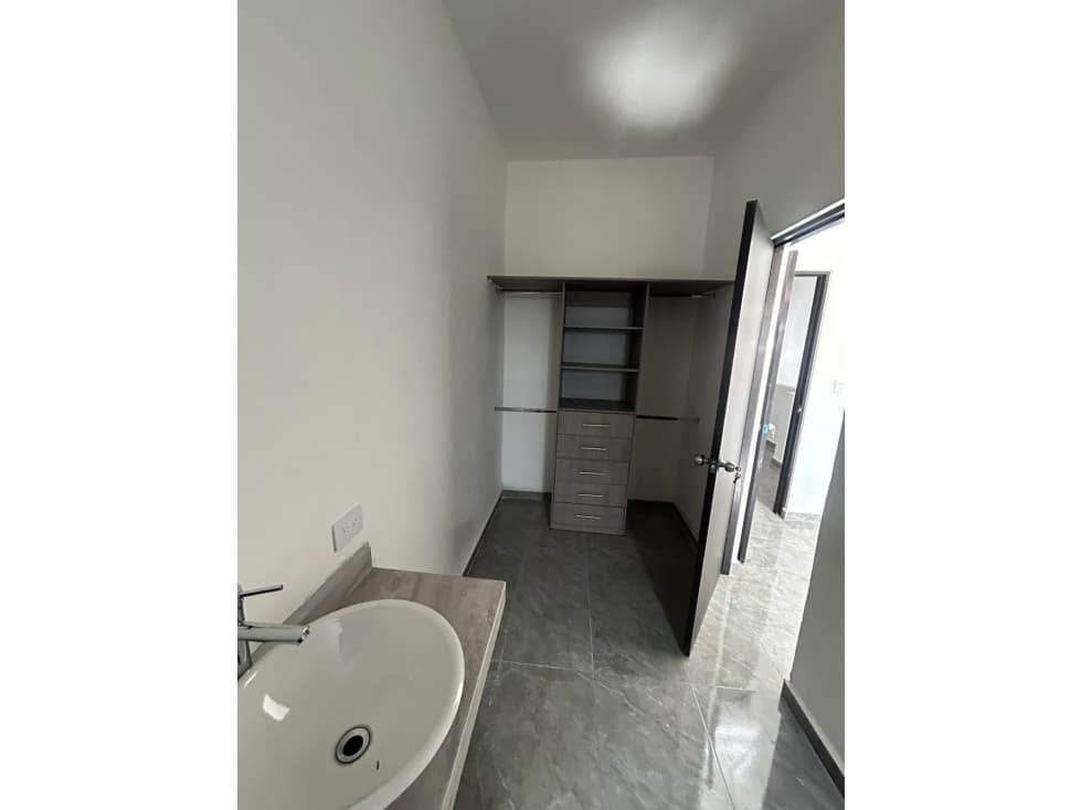 CASA VENTA MITICA RESIDENCIAL EN EL BARRO BAJA DE PRECIO — foto 6