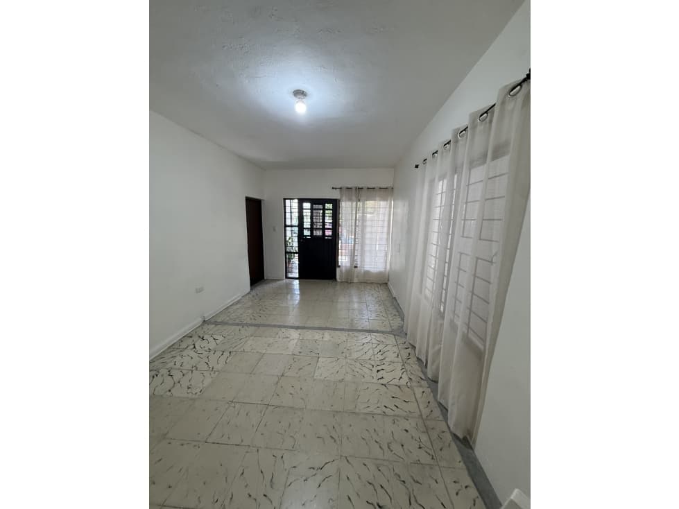 CASA EN RENTA, COLONIA AZTECA UNA PLANTA — foto 4